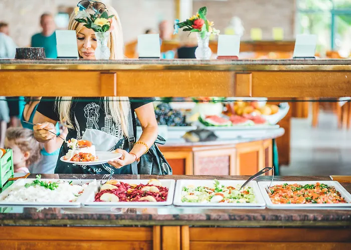 מלון Boryana אלבנה